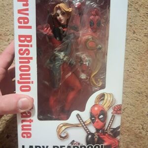 Kotobukiya Bishoujo Lady Deadpool Statue 2016